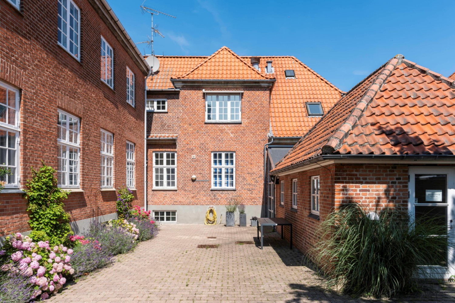 Vestegnens Kraftvarmeselskab I/S sætter kontordomicil i Albertslund til salg