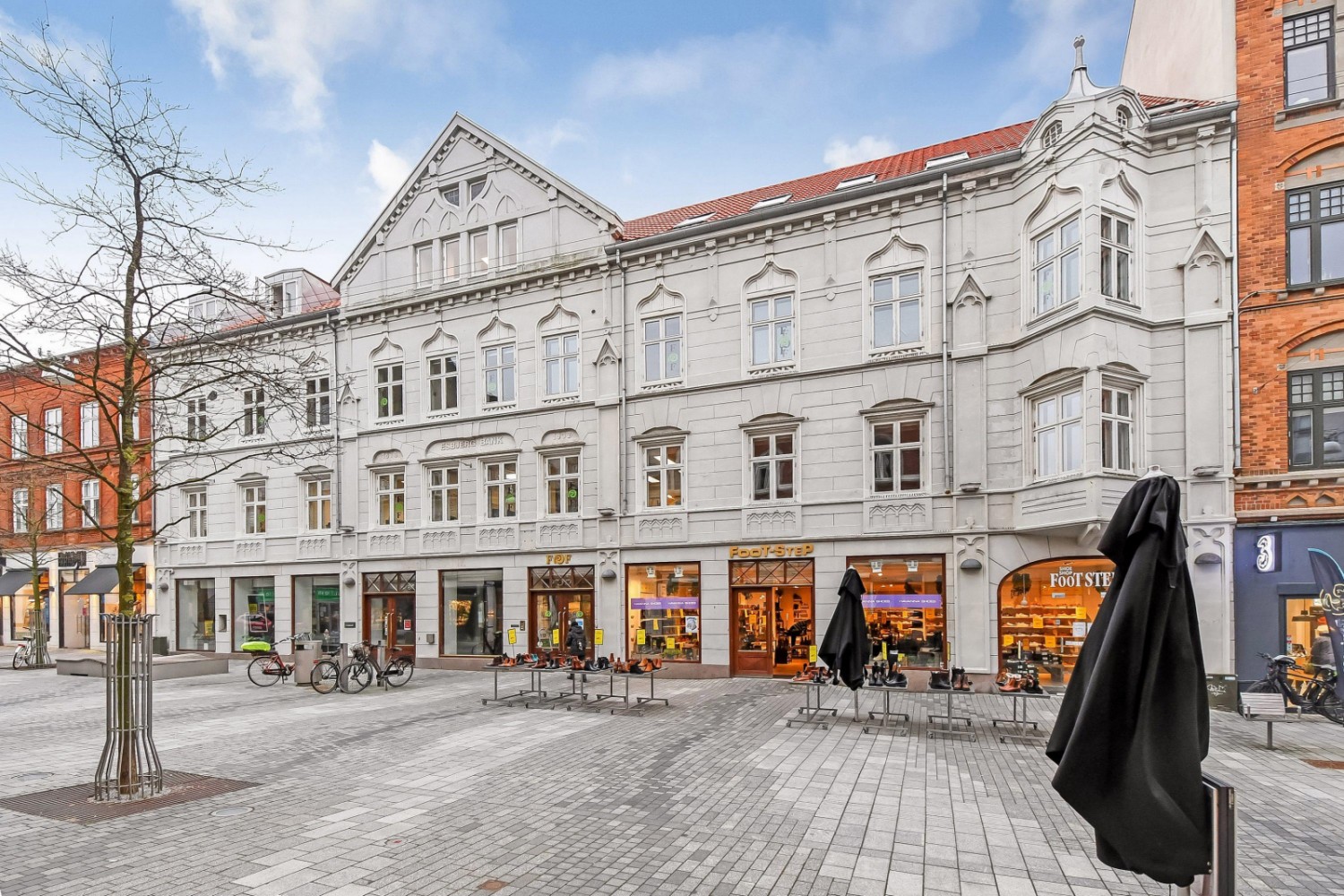 Tidligere Esbjerg bank-hovedsæde solgt